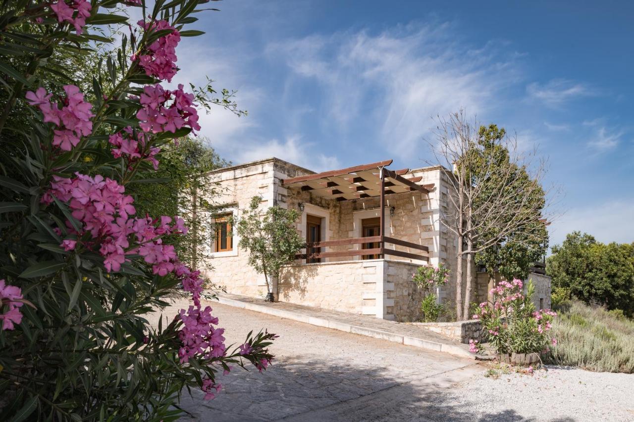Koules Estate, With Private Pools & Bbq - Embracing Nature, By Thinkvilla Argouli Eksteriør billede