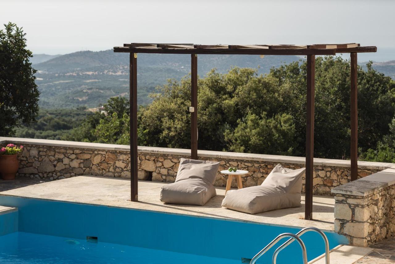 Koules Estate, With Private Pools & Bbq - Embracing Nature, By Thinkvilla Argouli Eksteriør billede