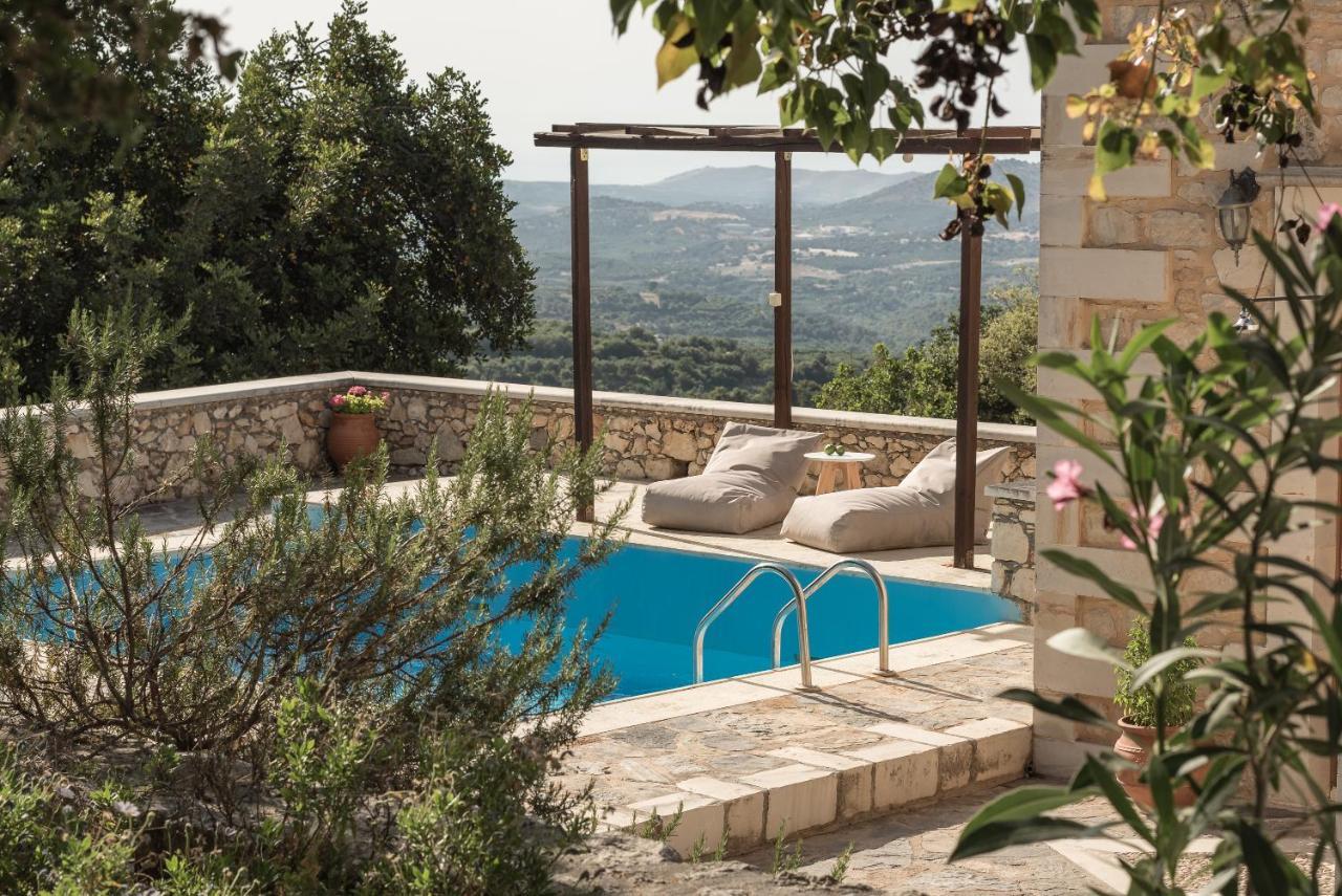 Koules Estate, With Private Pools & Bbq - Embracing Nature, By Thinkvilla Argouli Eksteriør billede