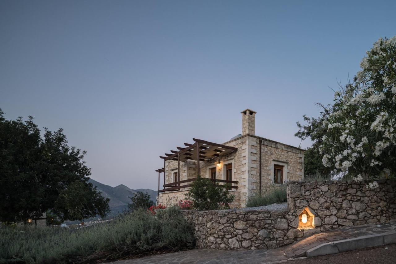 Koules Estate, With Private Pools & Bbq - Embracing Nature, By Thinkvilla Argouli Eksteriør billede