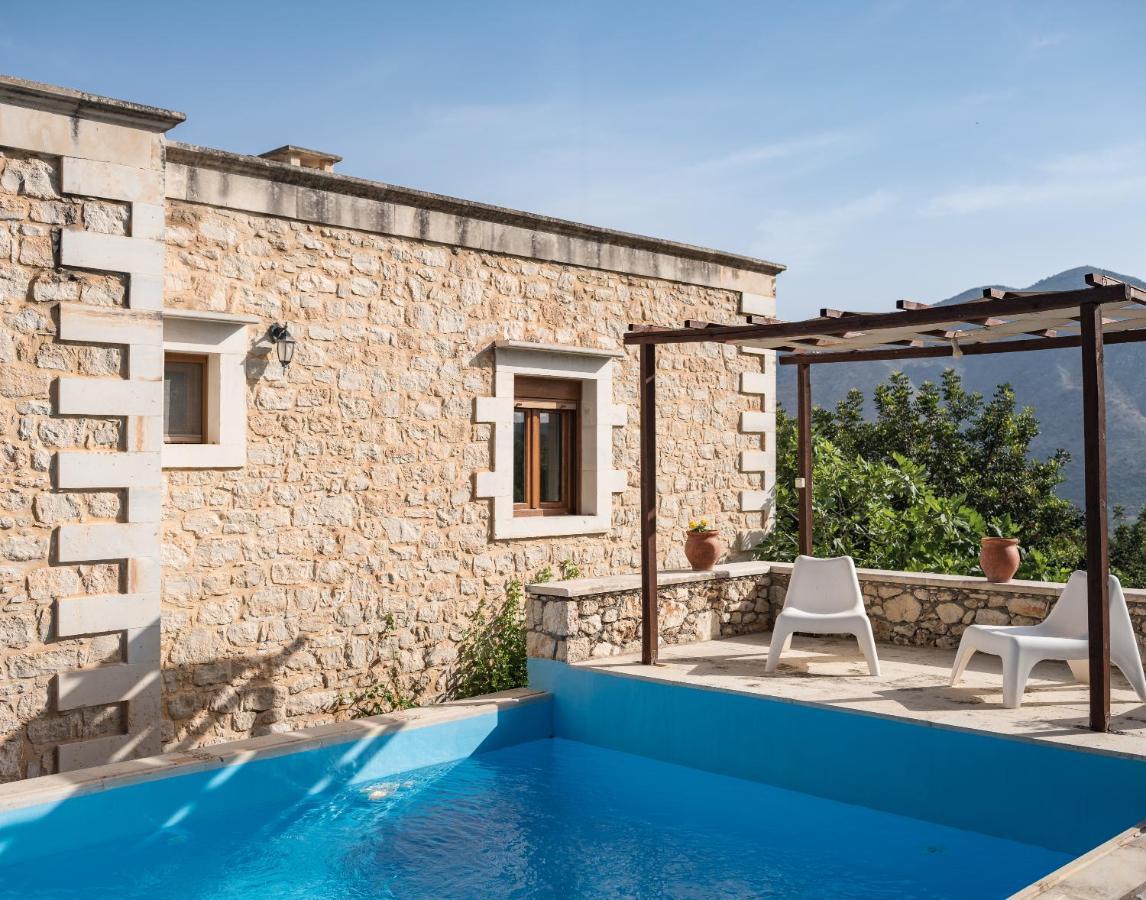 Koules Estate, With Private Pools & Bbq - Embracing Nature, By Thinkvilla Argouli Eksteriør billede