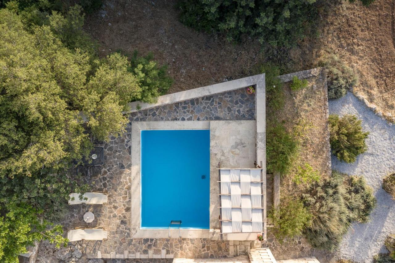 Koules Estate, With Private Pools & Bbq - Embracing Nature, By Thinkvilla Argouli Eksteriør billede