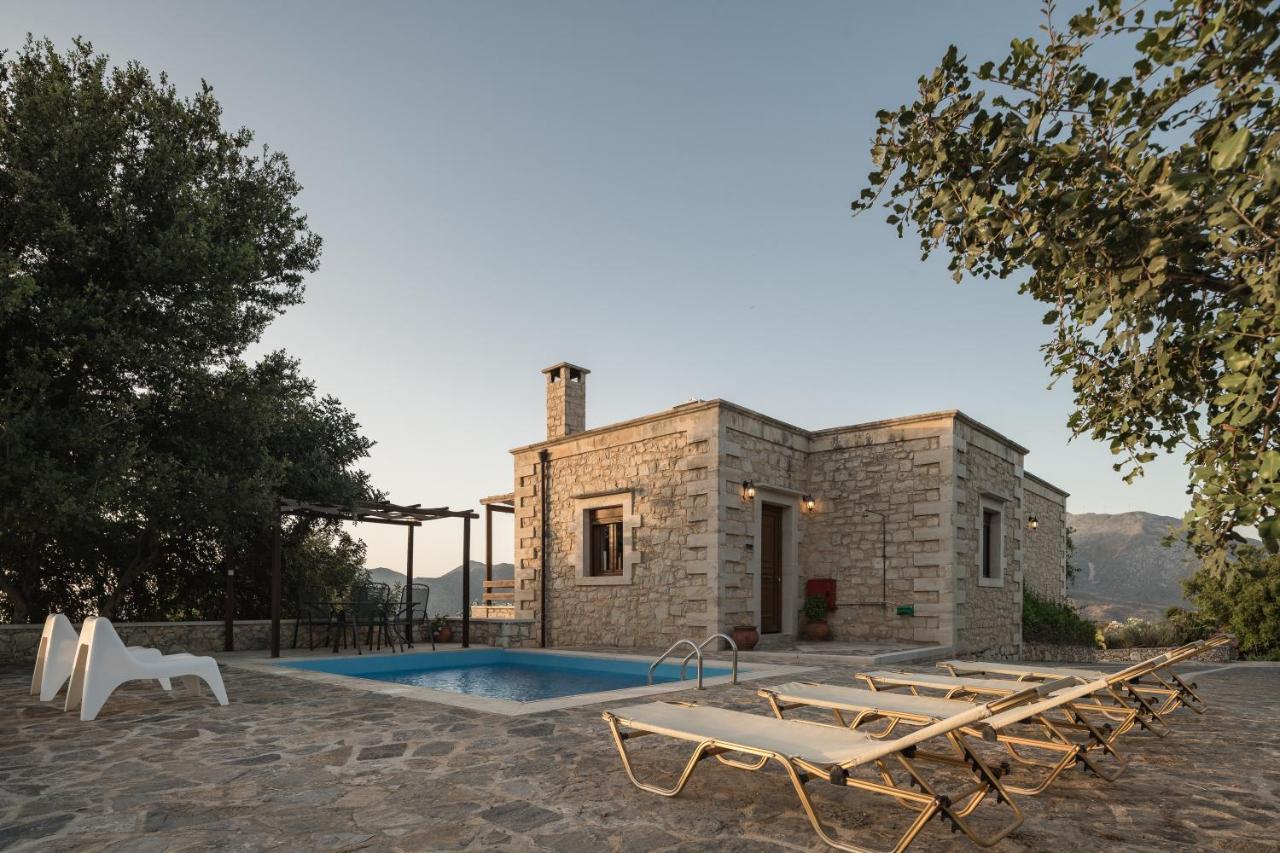 Koules Estate, With Private Pools & Bbq - Embracing Nature, By Thinkvilla Argouli Eksteriør billede